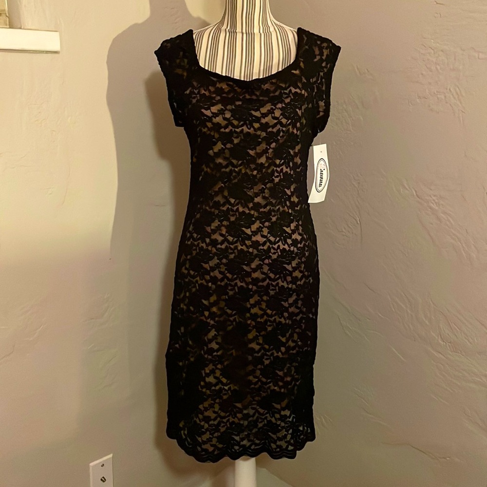 Black lace dress nude underlay